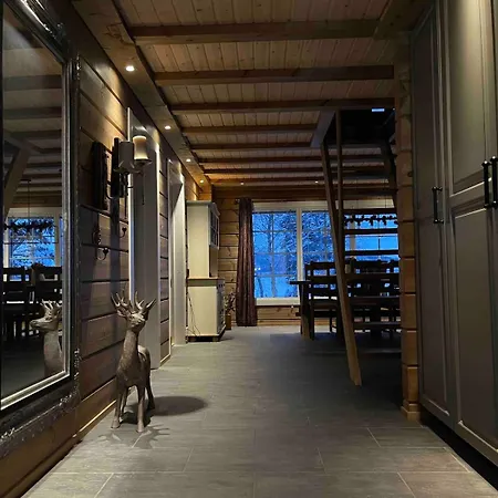 With High Standard By The Pasvik River Villa Kirkenes