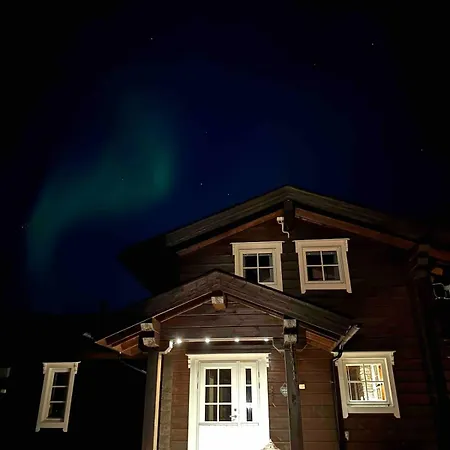 Villa With High Standard By The Pasvik River *